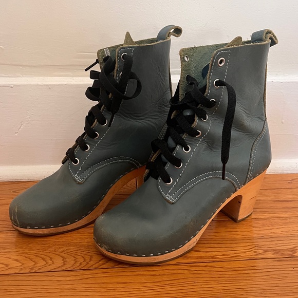 Swedish Hasbeens Women's Green Heeled Boots size 41 - Picture 1 of 8